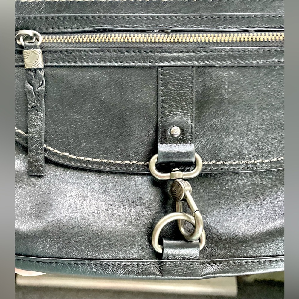 **VINTAGE** The SAK Leather Handbag/Purse - Crossbody - Black - clasp and zipper - Picture 5 of 14